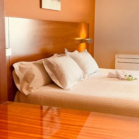 马尔埃斯佩兰萨旅馆 招待所 *